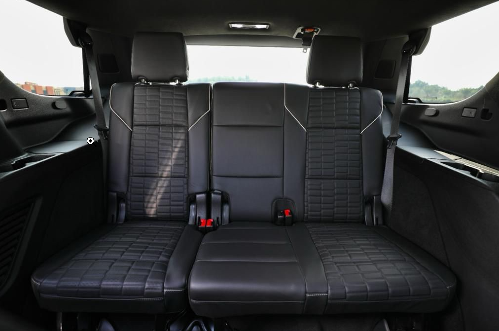 Cadillac escalade 9