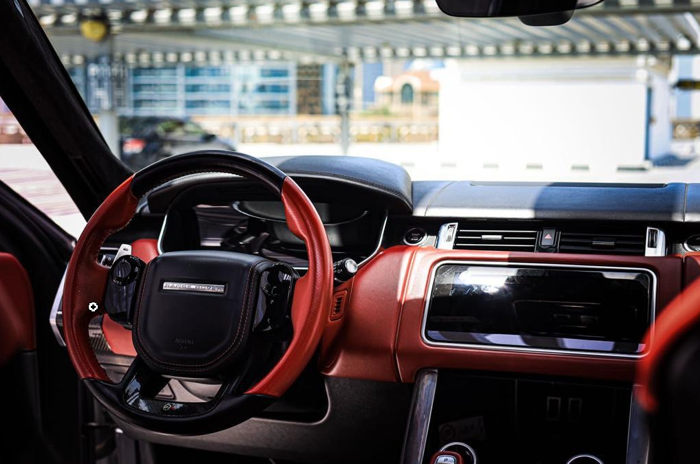 Rang Rover SVR 4